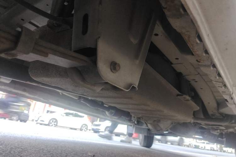 Used Dongfeng Xiaokang C37 2019 1.5L Comfort Edition China VI DK15 Chassis Rear Right