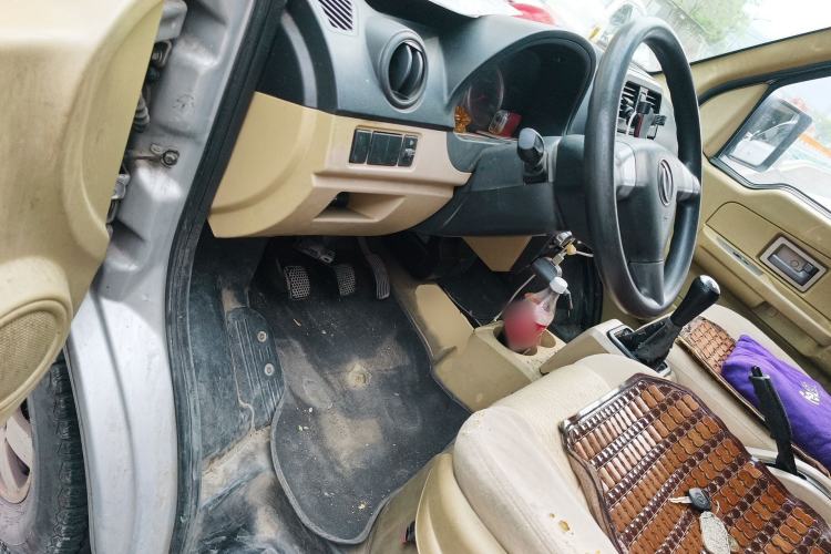 Used Dongfeng Xiaokang C37 2019 1.5L Standard II China VI Emission Standard DK15 Driver Seat