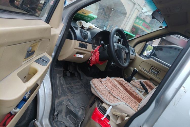Used Dongfeng Xiaokang C37 2019 1.5L Standard II China VI Emission Standard DK15 Driver Seat
