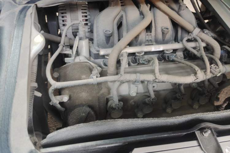 Used Dongfeng Xiaokang C37 2019 1.5L Comfort Edition China VI DK15 Engine Bay Right