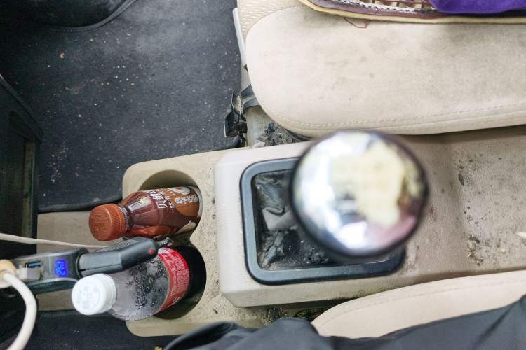 Used Dongfeng Xiaokang C37 2019 1.5L Standard II China VI Emission Standard DK15 Gear Lever