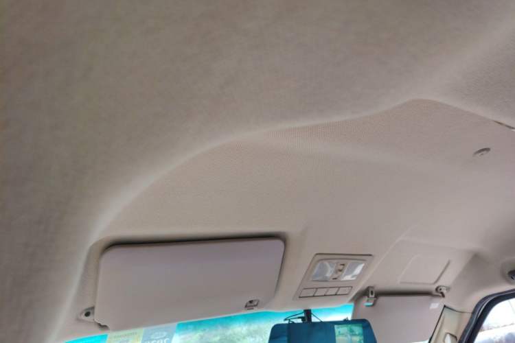 Used Dongfeng Xiaokang C37 2019 1.5L Standard II China VI Emission Standard DK15 Headliner