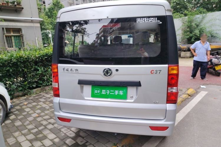 Used Dongfeng Xiaokang C37 2019 1.5L Standard II China VI Emission Standard DK15 Rear
