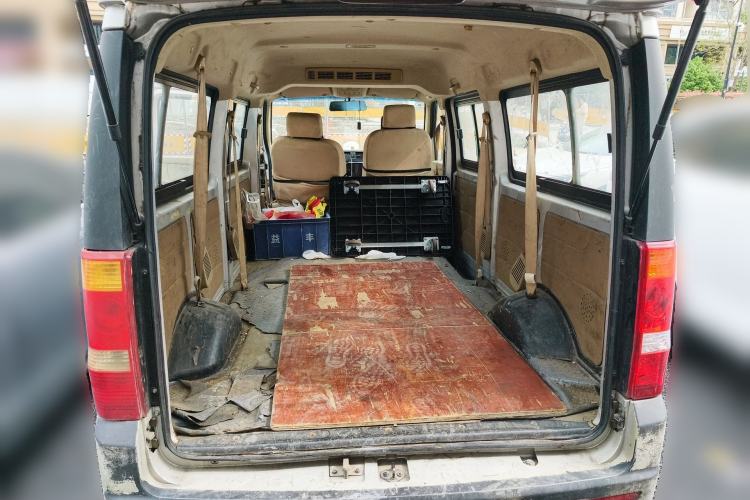 Used Dongfeng Xiaokang C37 2019 1.5L Standard II China VI Emission Standard DK15 Trunk