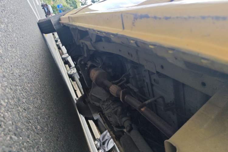 Used Dongfeng Xiaokang C37 2019 1.5L Standard II China VI Emission Standard DK15 Chassis Rear Left