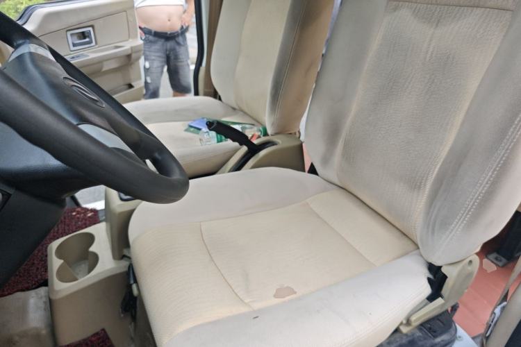 Used Dongfeng Xiaokang C37 2019 1.5L Standard II China VI Emission Standard DK15 Left Front Seat