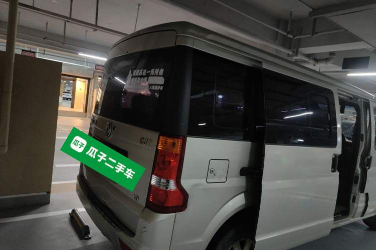 Used Dongfeng Xiaokang C37 2019 1.5L Standard II China VI Emission Standard DK15 Rear Right 45 Deg