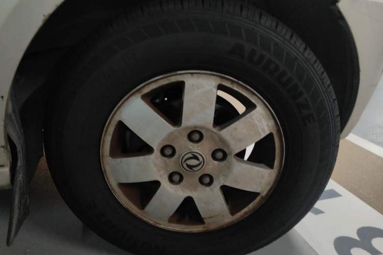 Used Dongfeng Xiaokang C37 2019 1.5L Standard II China VI Emission Standard DK15 Right Front Wheel Hub