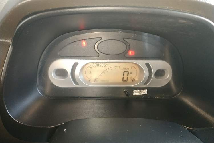 Used Dongfeng Xiaokang C51 2021 1.6L C51L Standard Model China VI SFG16C Instrument Cluster