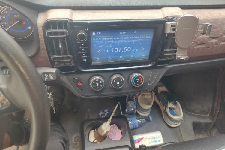 Used Dongfeng Xiaokang C56 2020 1.5L Luxury Model I DK15C Audio And AC Panel