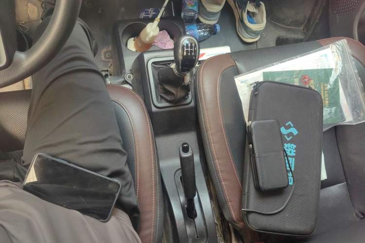 Used Dongfeng Xiaokang C56 2020 1.5L Luxury Model I DK15C Gear Lever