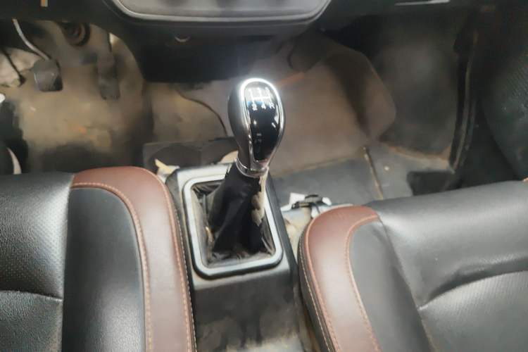 Used Dongfeng Xiaokang C56 2020 1.5L Comfort Edition I DK15C Gear Lever