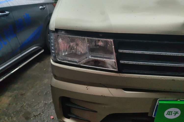 Used Dongfeng Xiaokang C56 2020 1.5L Comfort Edition I DK15C Right Front Headlight