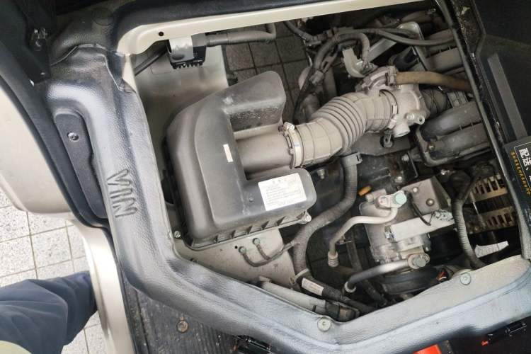 Used Dongfeng Xiaokang C56 2020 1.5L Luxury Model I DK15C Engine Bay Right
