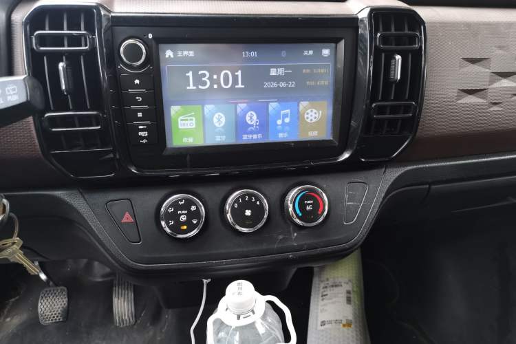 Used Dongfeng Xiaokang C56 2020 1.5L Luxury Model I DK15C Audio And AC Panel