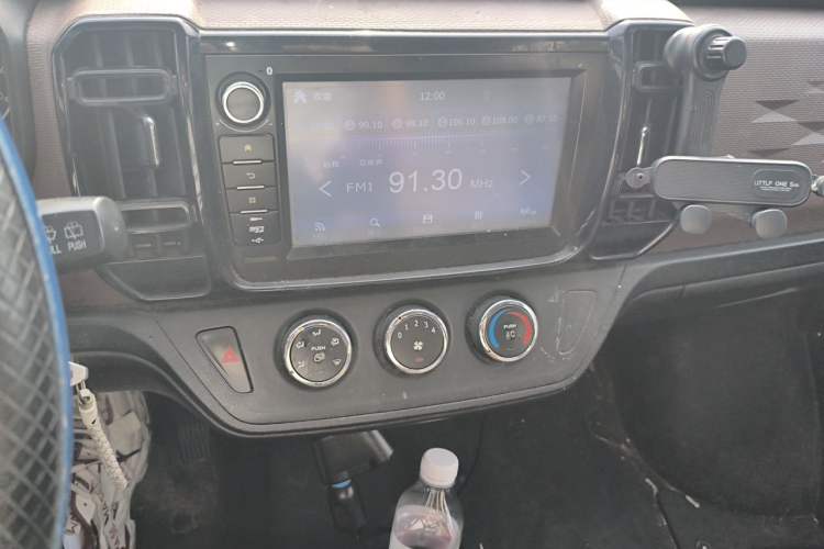 Used Dongfeng Xiaokang C56 2020 1.5L Luxury Model I DK15C Audio And AC Panel