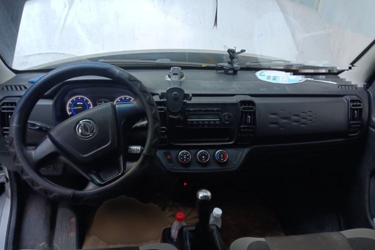 Used Dongfeng Xiaokang C56 2020 1.5L Comfort Edition I DK15C Center Console