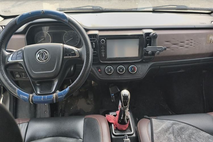 Used Dongfeng Xiaokang C56 2020 1.5L Luxury Model I DK15C Center Console