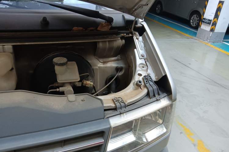 Used Dongfeng Xiaokang C56 2020 1.5L Comfort Edition I DK15C Engine Bay Left