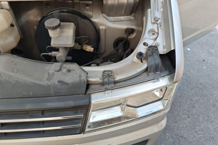 Used Dongfeng Xiaokang C56 2020 1.5L Luxury Model I DK15C Engine Bay Left