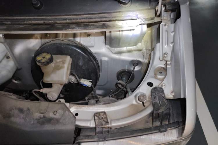 Used Dongfeng Xiaokang C56 2020 1.5L Luxury Model I DK15C Engine Bay Left
