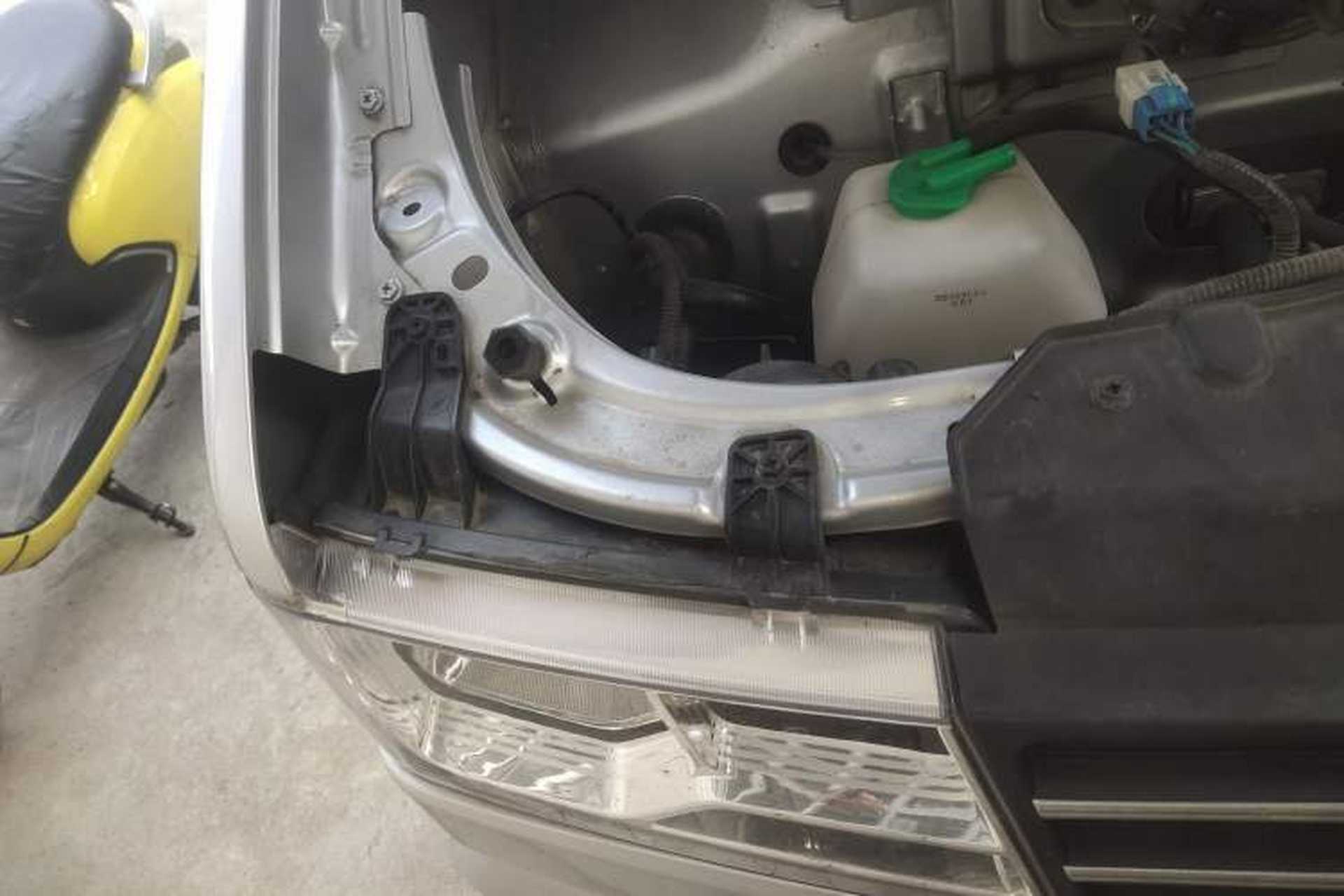 Used Dongfeng Xiaokang C56 2020 1.5L Luxury Model I DK15C Engine Bay Right