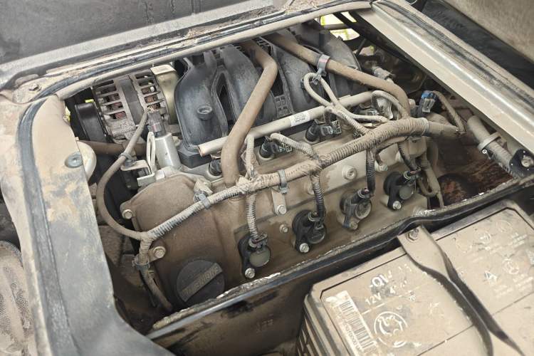 Used Dongfeng Xiaokang C56 2020 1.5L Luxury Model I DK15C Engine Bay Right