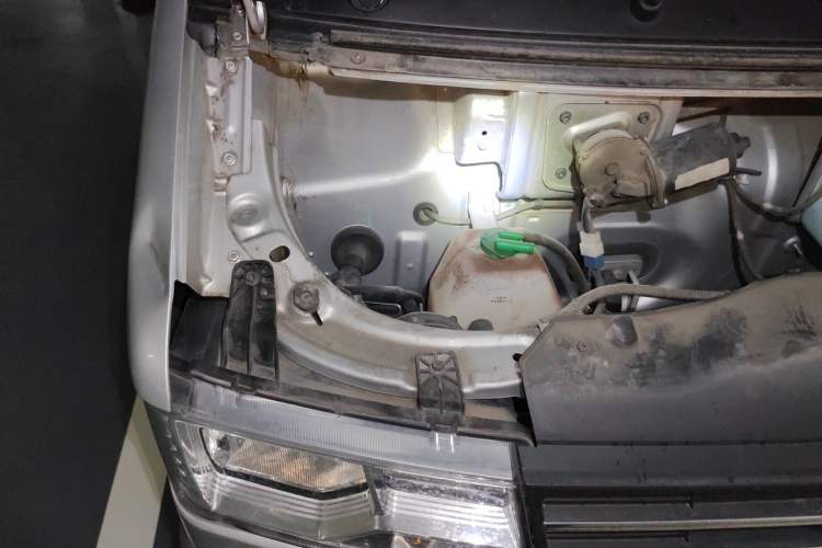 Used Dongfeng Xiaokang C56 2020 1.5L Luxury Model I DK15C Engine Bay Right