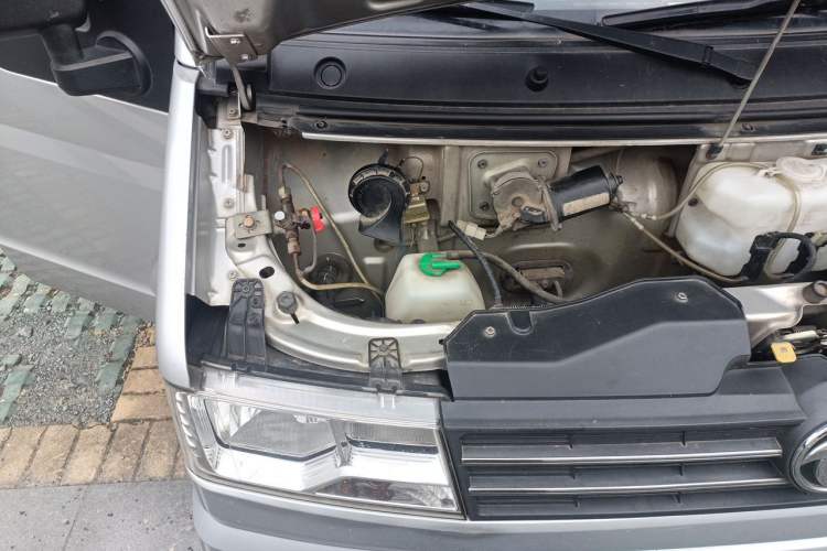 Used Dongfeng Xiaokang C56 2020 1.5L Luxury Model I DK15C Engine Bay Right