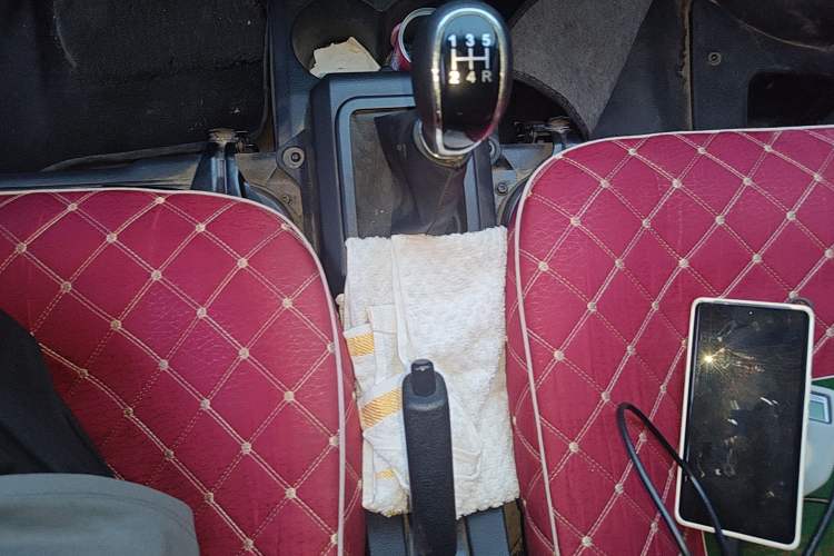 Used Dongfeng Xiaokang C56 2020 1.5L Luxury Model I DK15C Gear Lever