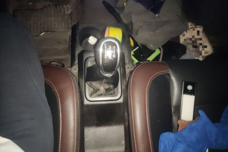Used Dongfeng Xiaokang C56 2020 1.5L Luxury Model I DK15C Gear Lever