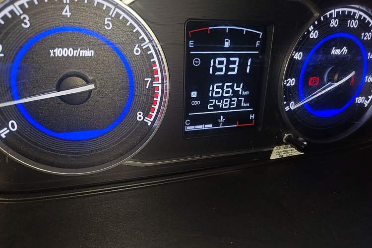 Used Dongfeng Xiaokang C56 2020 1.5L Luxury Model I DK15C Odometer Close Up