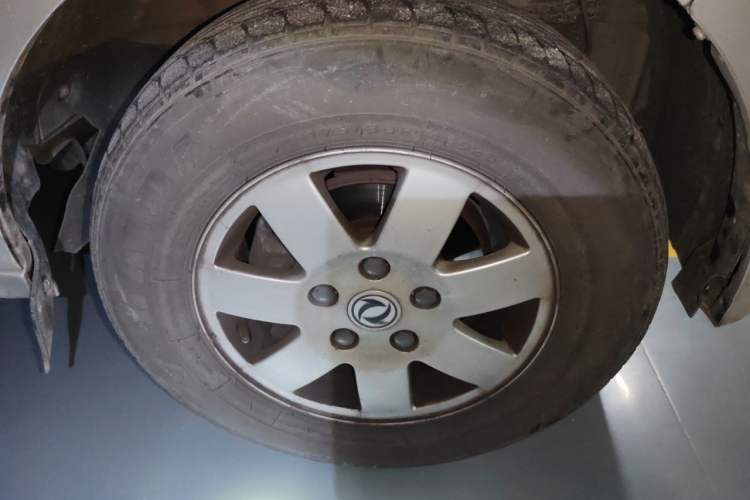 Used Dongfeng Xiaokang C56 2020 1.5L Luxury Model I DK15C Right Front Wheel Hub