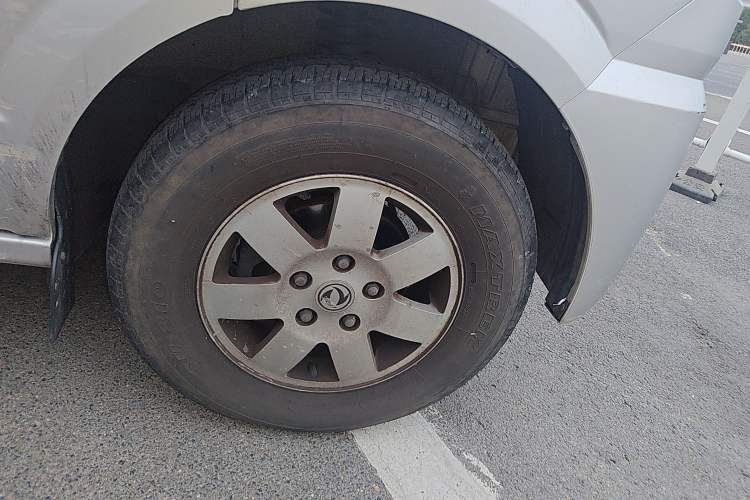Used Dongfeng Xiaokang C56 2020 1.5L Luxury Model I DK15C Right Front Wheel Hub