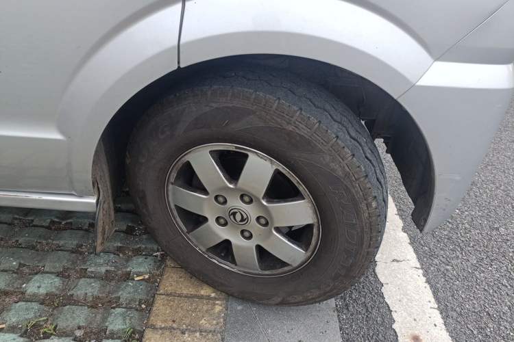 Used Dongfeng Xiaokang C56 2020 1.5L Luxury Model I DK15C Right Front Wheel Hub
