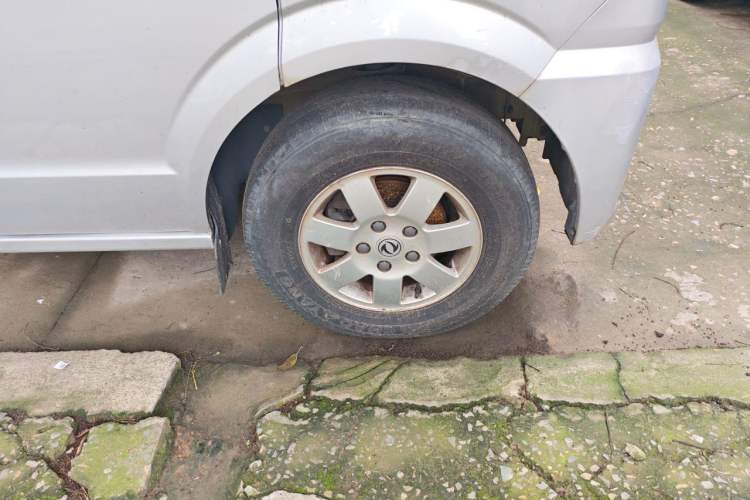 Used Dongfeng Xiaokang C56 2020 1.5L Luxury Model I DK15C Right Front Wheel Hub