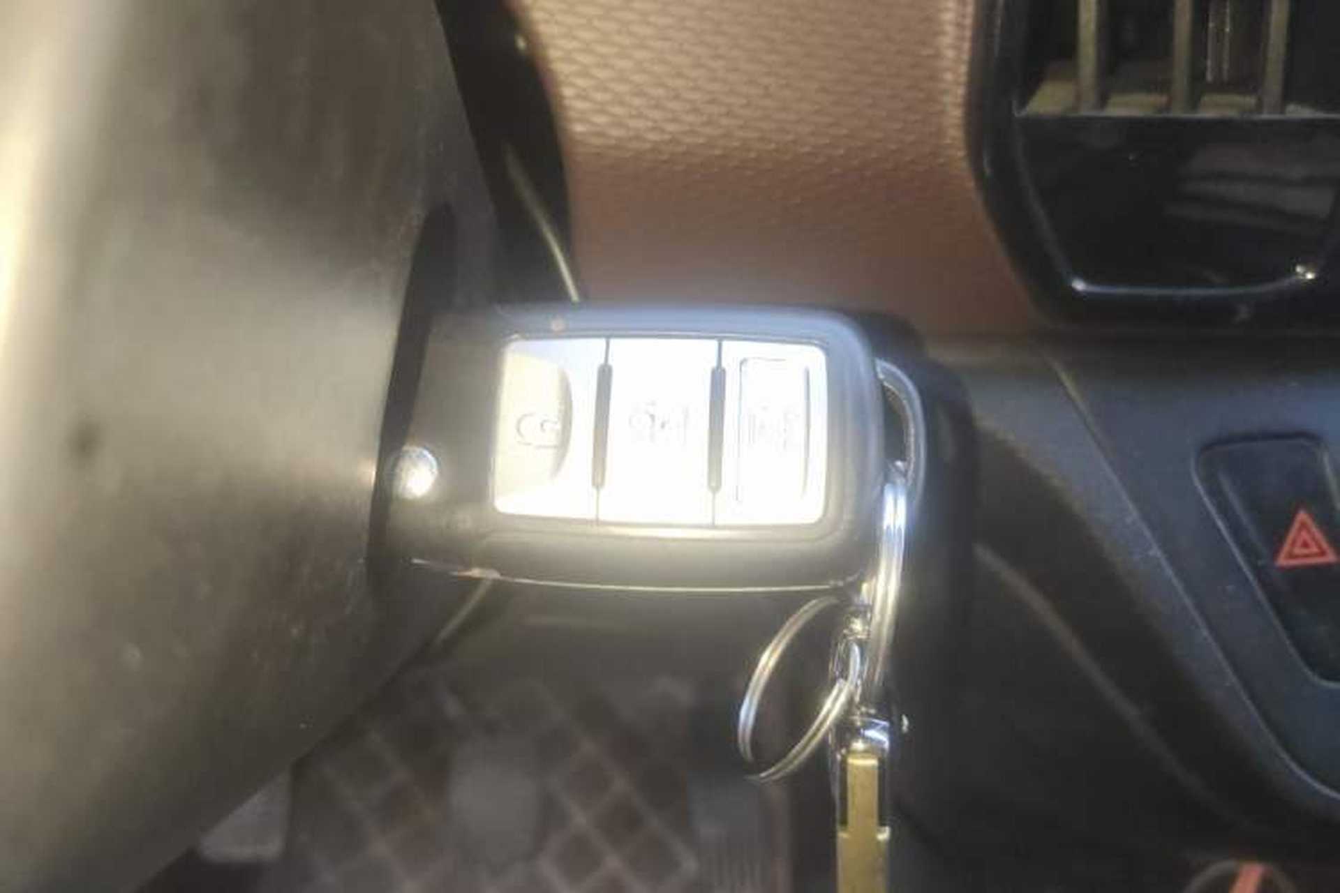 Used Dongfeng Xiaokang C56 2020 1.5L Luxury Model I DK15C Vehicle Key