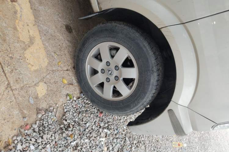 Used Dongfeng Xiaokang C56 2020 1.5L Luxury Model I DK15C Right Front Wheel Hub