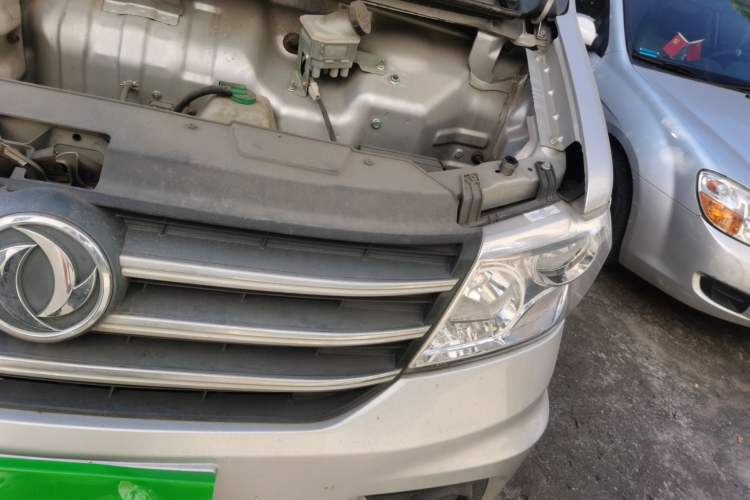 Used Dongfeng Xiaokang D51 2019 1.5L Base Version with Rear Dual Wheels China V Emission Standard DK15 Engine Bay Left