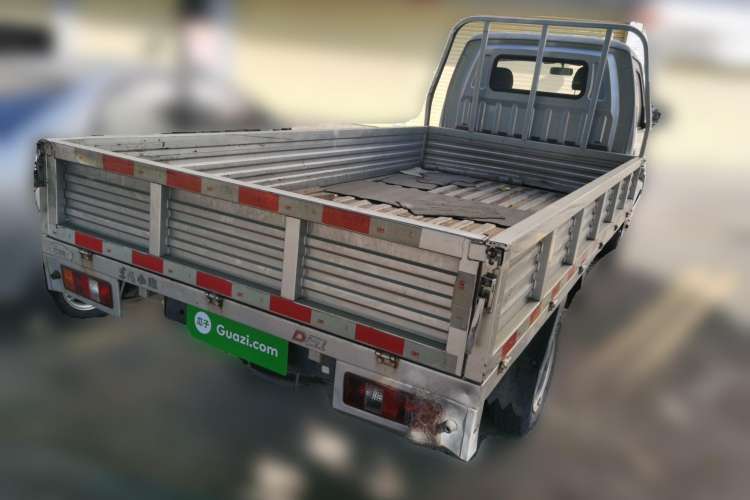 Used Dongfeng Xiaokang D51 2019 1.5L Base Version with Rear Dual Wheels China V Emission Standard DK15 Rear Right 45 Deg