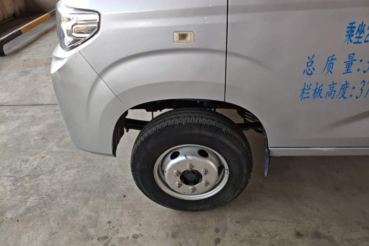 Used Dongfeng Xiaokang D71 2023 1.6L LV0 SFG16C Exterior 4