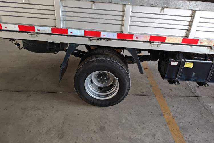 Used Dongfeng Xiaokang D71 2023 1.6L LV0 SFG16C Exterior 5