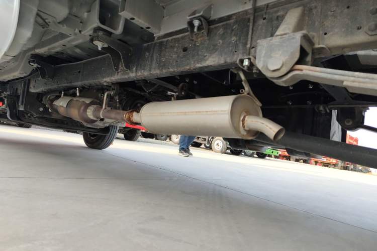 Used Dongfeng Xiaokang D72 2023 1.6L LV0 SFG16C Chassis Rear Left
