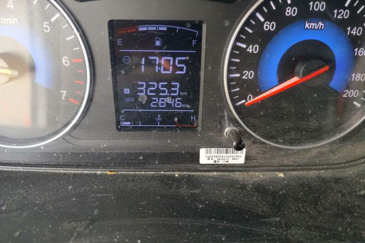 Used Dongfeng Xiaokang D72 2023 1.6L LV0 SFG16C Odometer Close Up