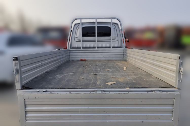 Used Dongfeng Xiaokang D72 2023 1.6L LV0 SFG16C Trunk