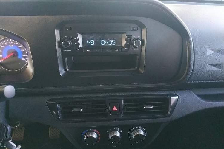 Used Dongfeng Xiaokang D72PLUS 2022 1.6L Restyled LV0 Audio And AC Panel