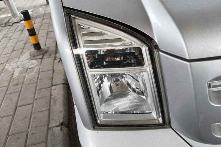 Used Dongfeng Xiaokang EC36 2022 Standard Edition CATL Battery Right Front Headlight
