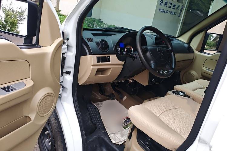 Used Dongfeng Xiaokang EC36 2022 Standard Edition CATL Battery Interior 3