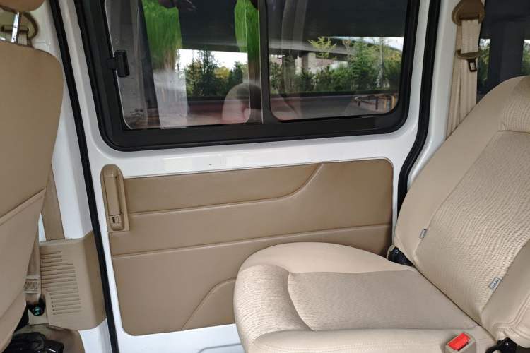 Used Dongfeng Xiaokang EC36 2022 Standard Edition CATL Battery Interior 6