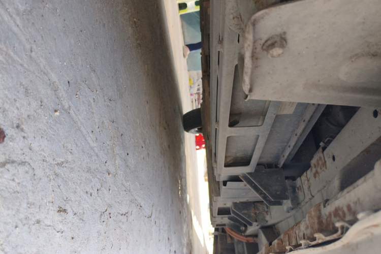 Used Dongfeng Xiaokang EC36 2017 Base Model Chassis Rear Right